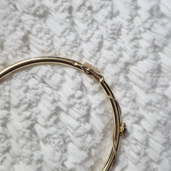 Vintage 14k Yellow Gold Sapphire Diamond Floral Bangle Bracelet - Picture 10 of 11